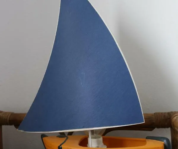 Moradia T2+1 Com Piscina ラゴス