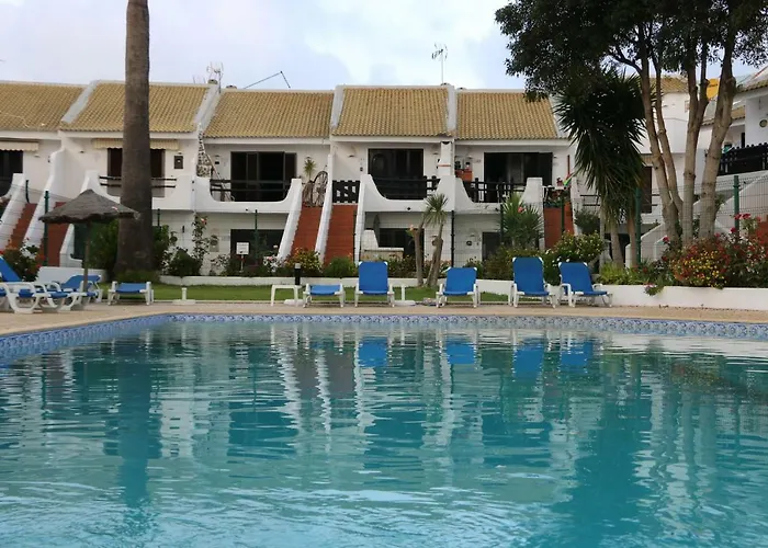 度假居 Moradia T2+1 Com Piscina 拉哥斯