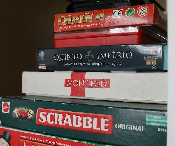 Moradia T2+1 Com Piscina 度假居 *